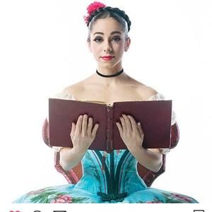 Meet your Posher, Monica